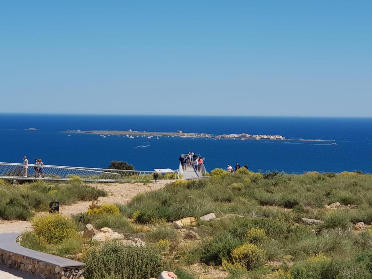 アレナレス・デル・ソルArenales Sol Y Playa Galatea IIアパートメント エクステリア 写真